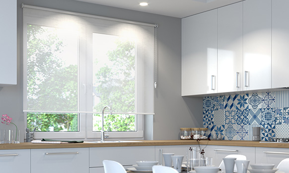 Kitchen roller blind